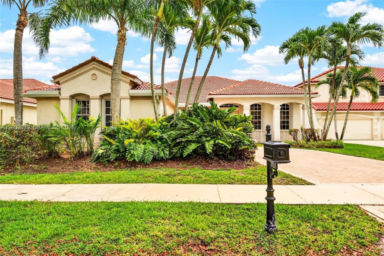 3928 Heron Ridge Ln, Weston, FL 33331 Photo