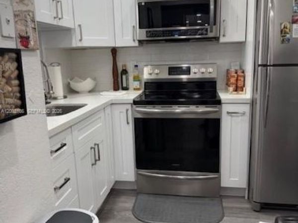 9350 Fontainebleau Blvd , Unit 413, Miami, FL 33172