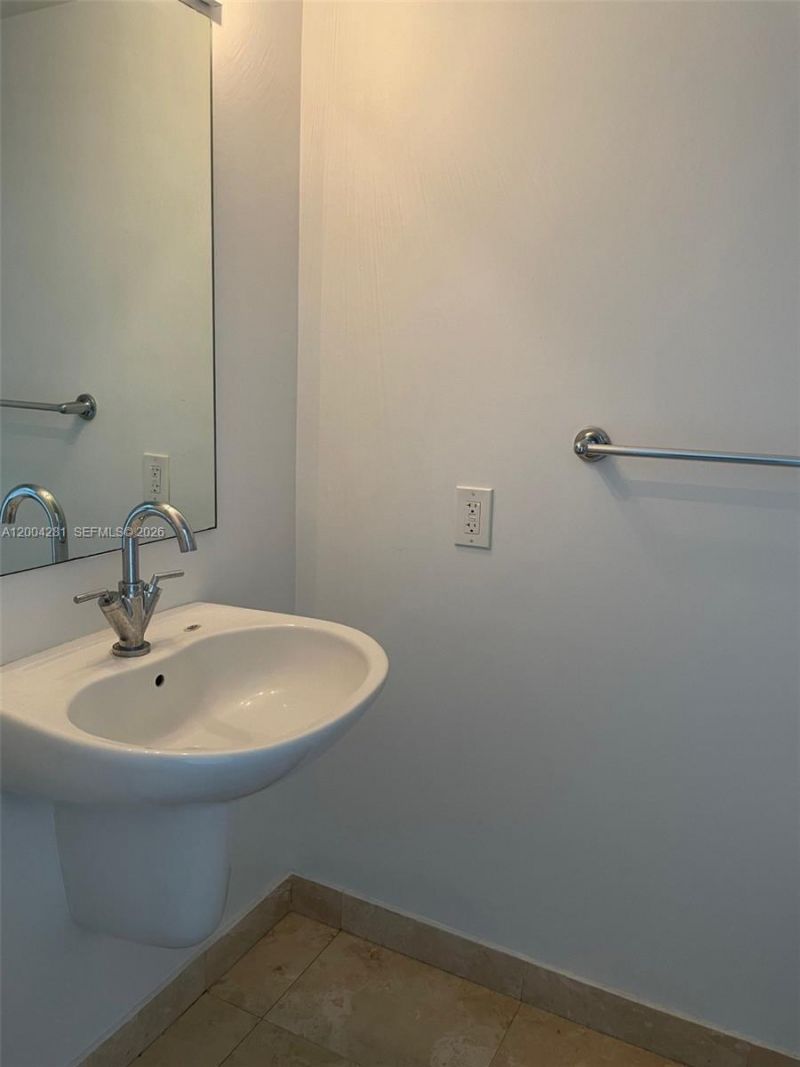 41 SE 5th St, Unit 1614, Miami, FL 33131 Photo