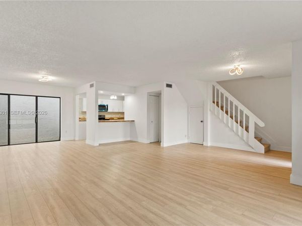 6745 NW 169th St , Unit G, Hialeah, FL 33015