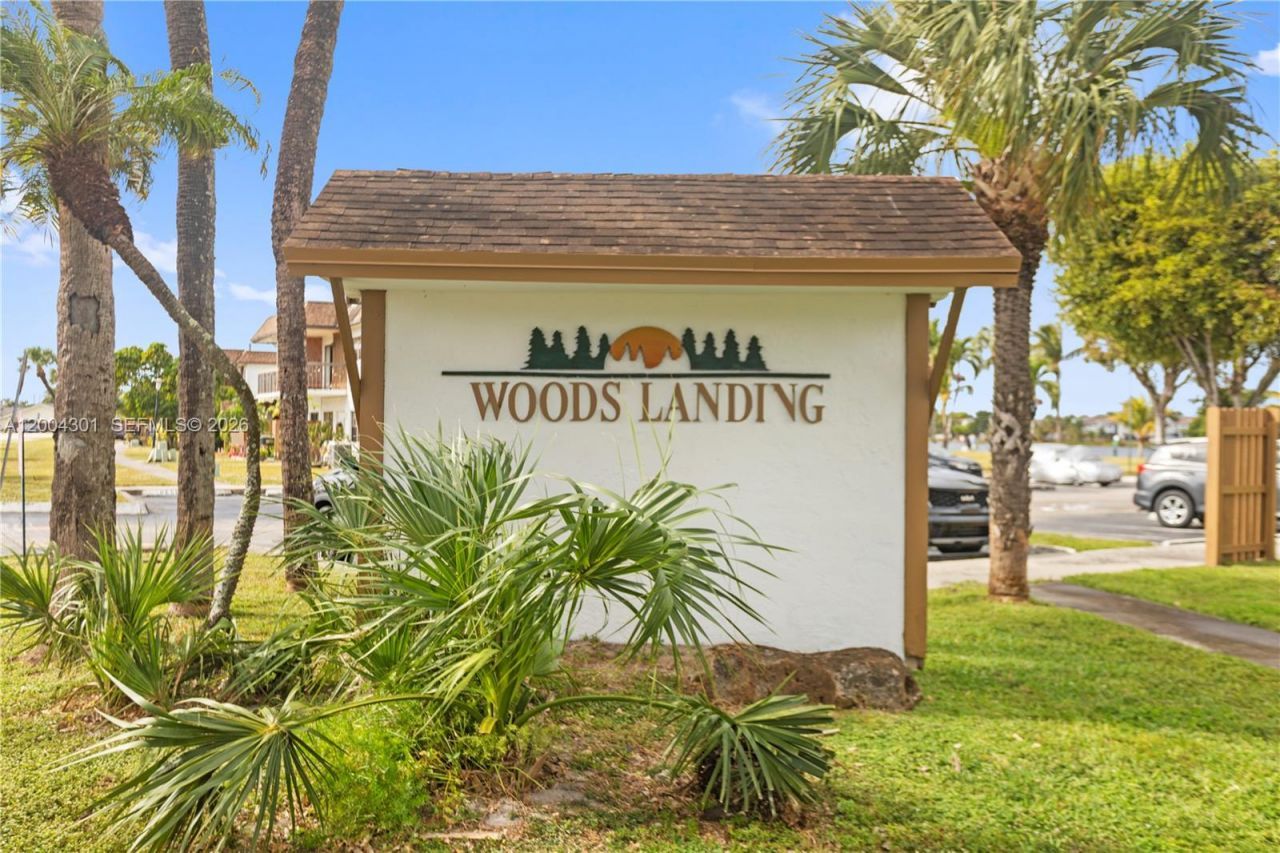 6745 NW 169th St, Unit G, Hialeah, FL 33015 Photo