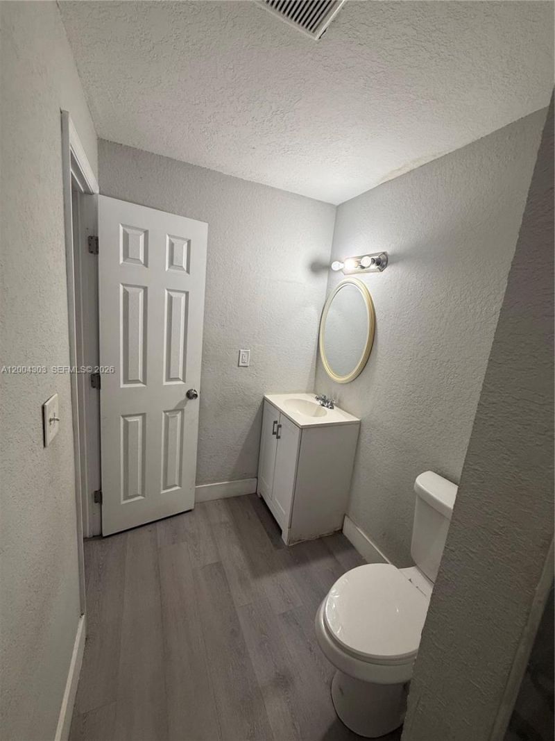 21002 NW 39th Ave, Miami Gardens, FL 33055 Photo