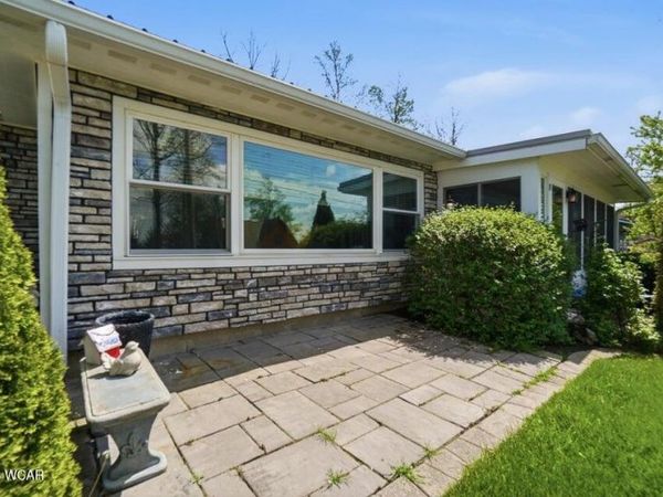 10436 Seminole Shore Drive, Huntsville, OH 43324