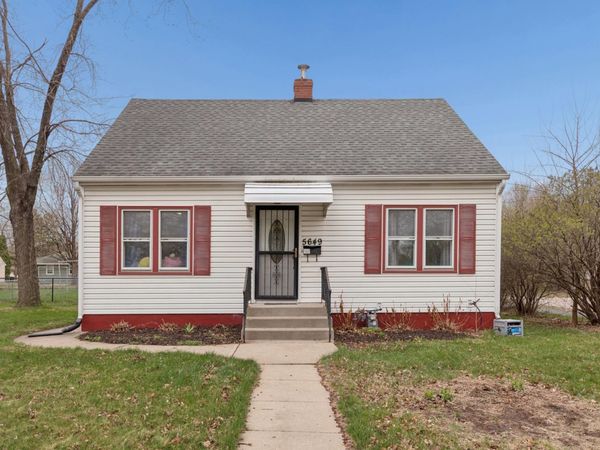 5649 Colfax Avenue N, Brooklyn Center, MN 55430