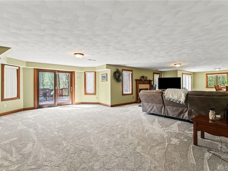 2496 Stewart Road, Xenia, OH 45385 Photo 7