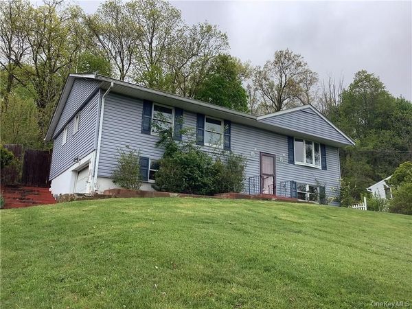 19 Mountainview Drive , Highland Mills, NY 10930