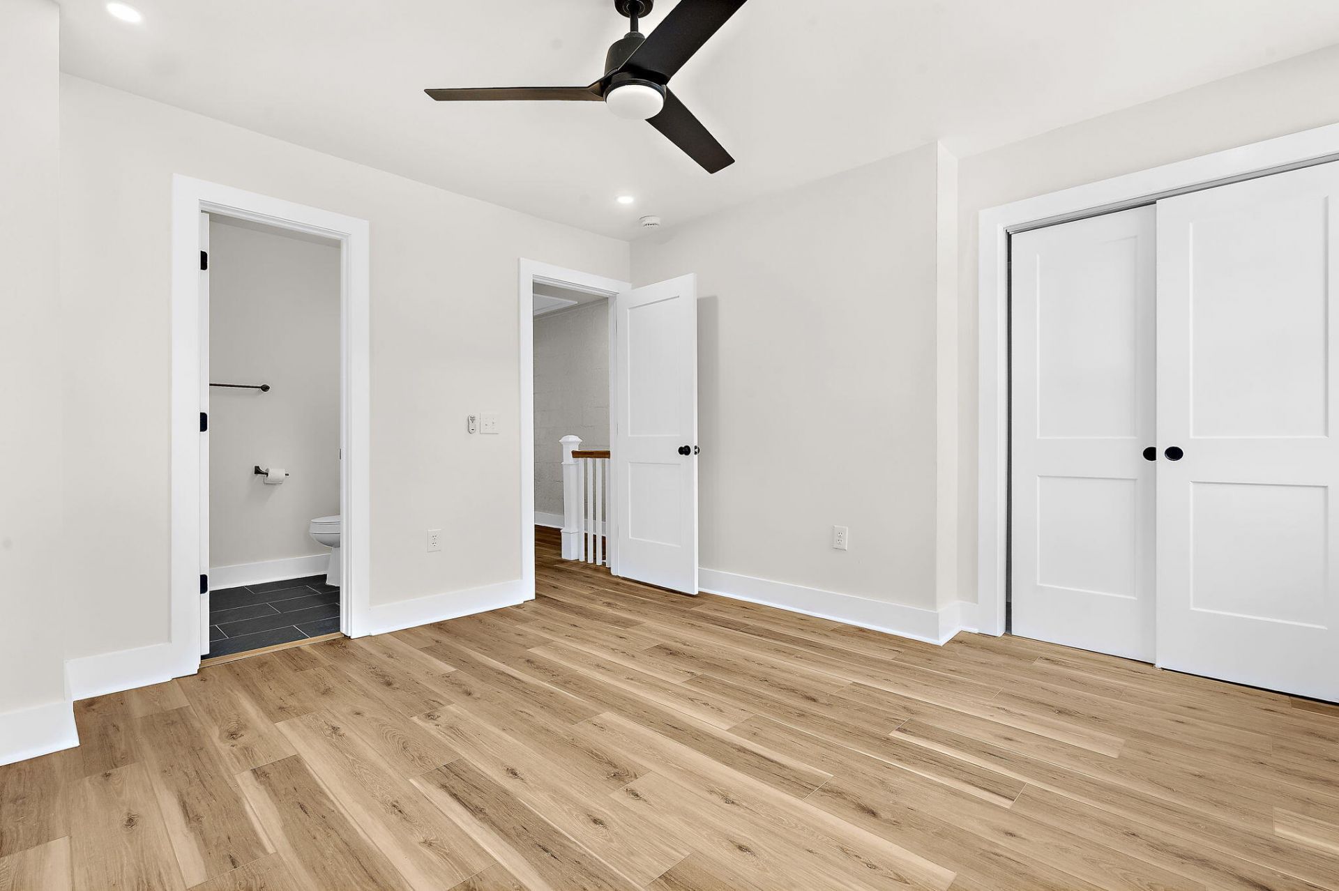 24 Blake Street Photo 15