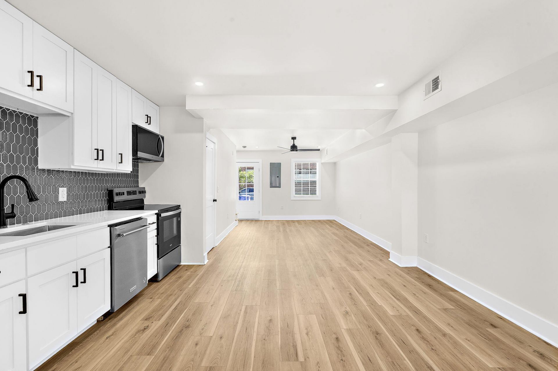 24 Blake Street Photo 6