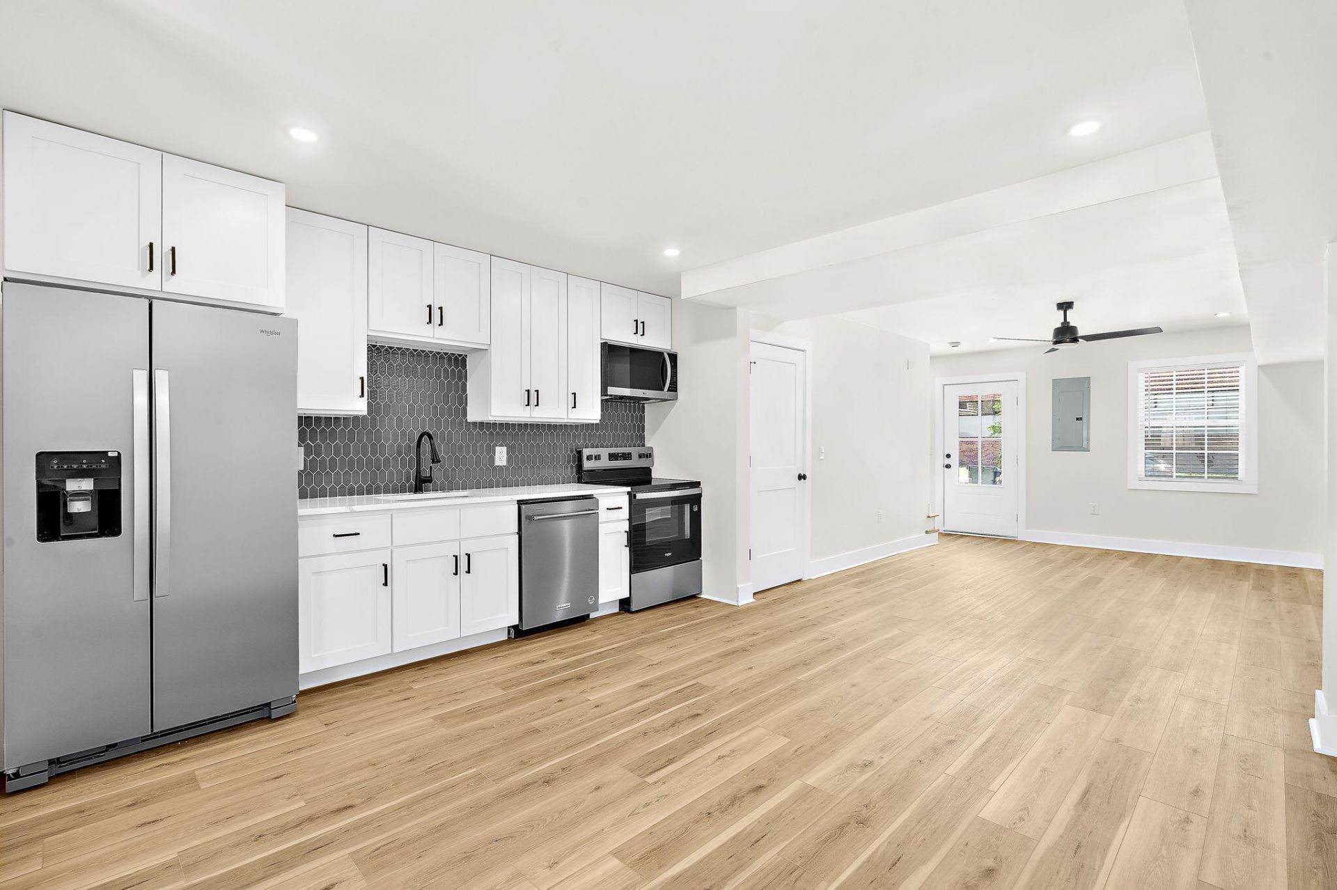 24 Blake Street Photo 7