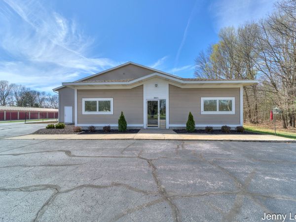 3015 S Brooks Road, Muskegon, MI 49444