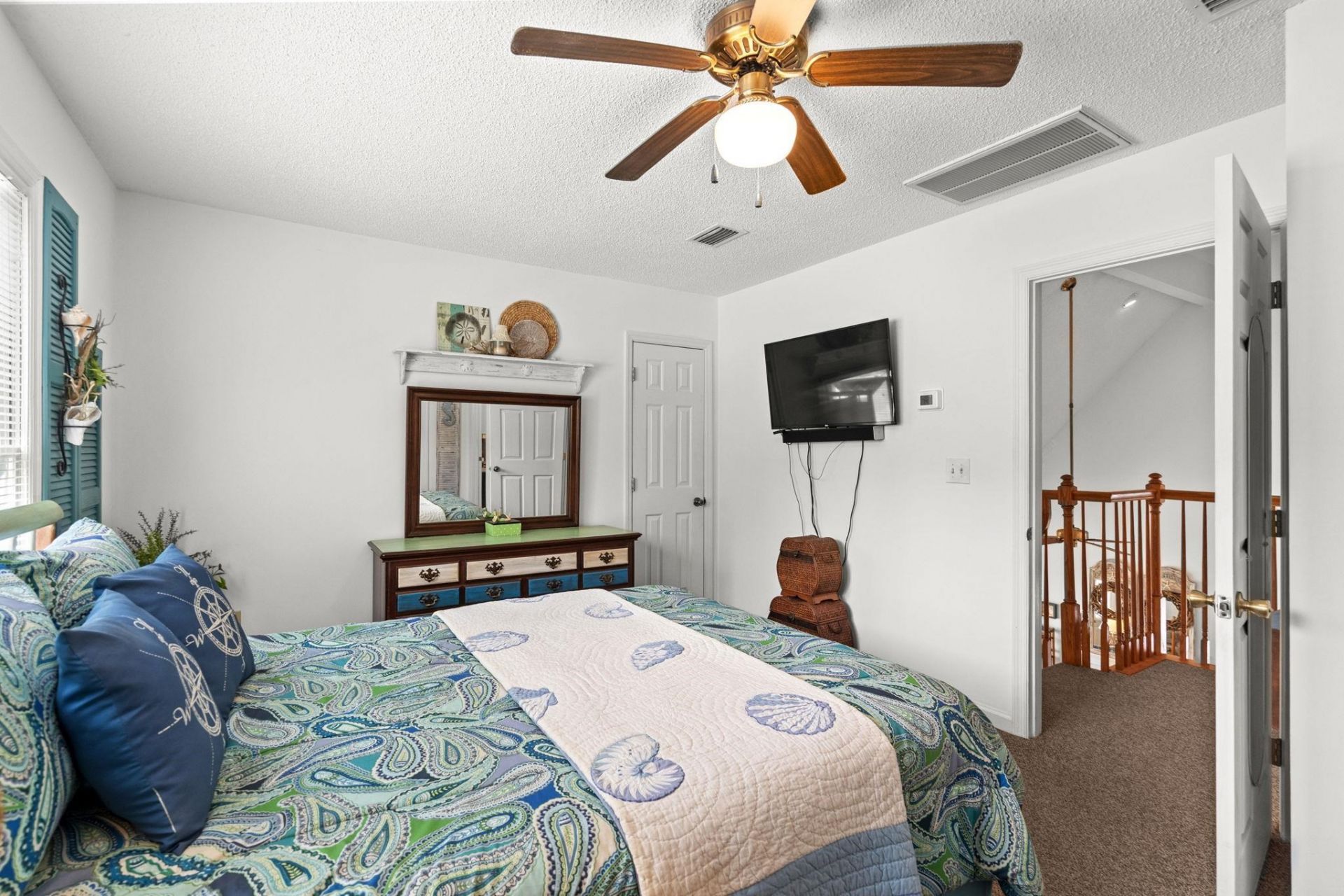 2329 Ameron Ct. Photo 32