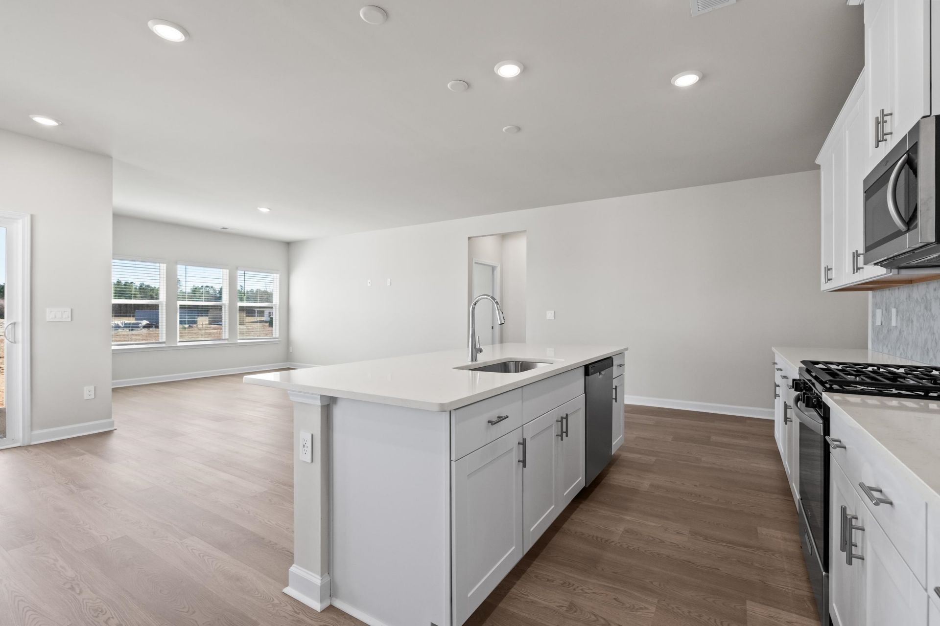 1005 Lauryn Oak Loop Photo 16