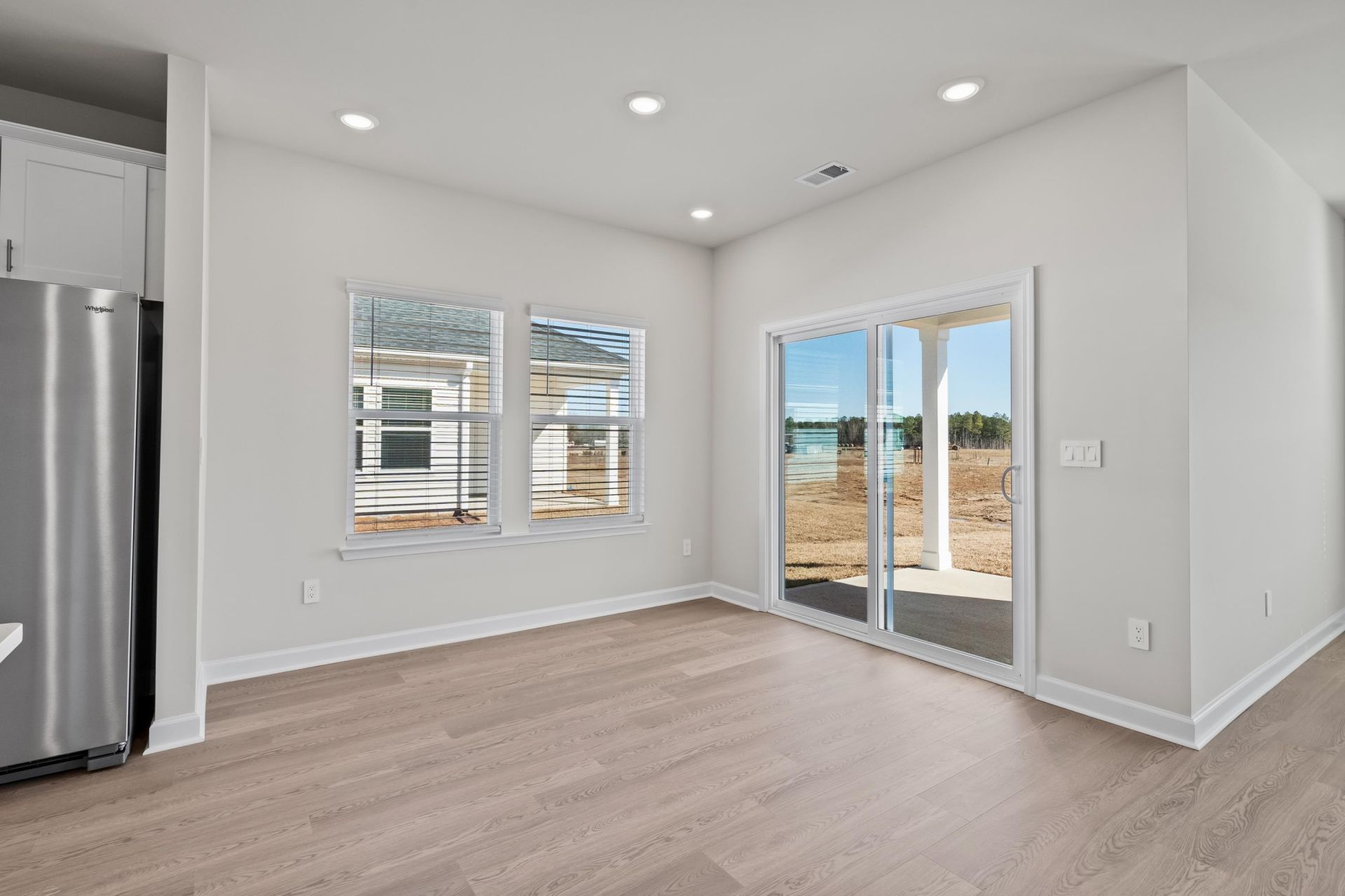 1005 Lauryn Oak Loop Photo 20