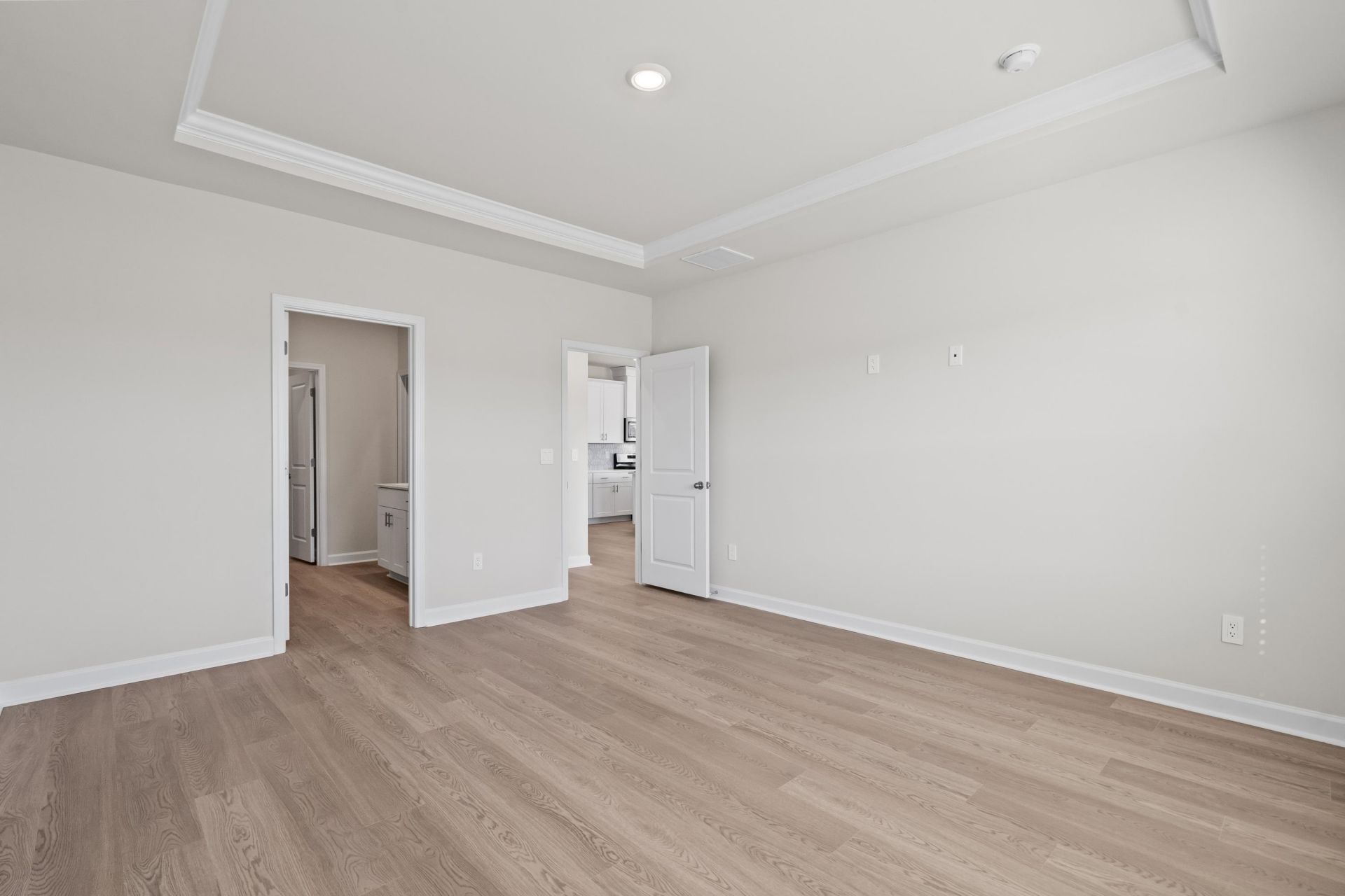 1005 Lauryn Oak Loop Photo 24