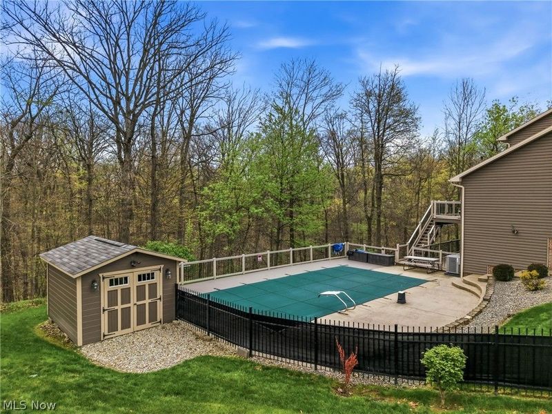 701 Ravine Drive N, Mc Donald, OH 44437 Photo 11