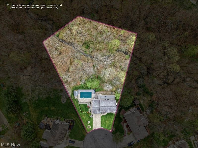 701 Ravine Drive N, Mc Donald, OH 44437 Photo 16