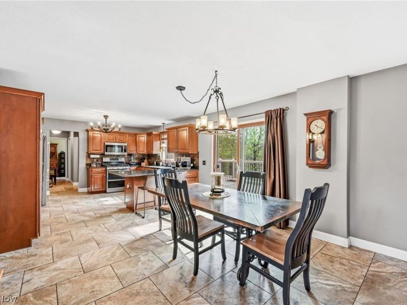 701 Ravine Drive N, Mc Donald, OH 44437 Photo 24