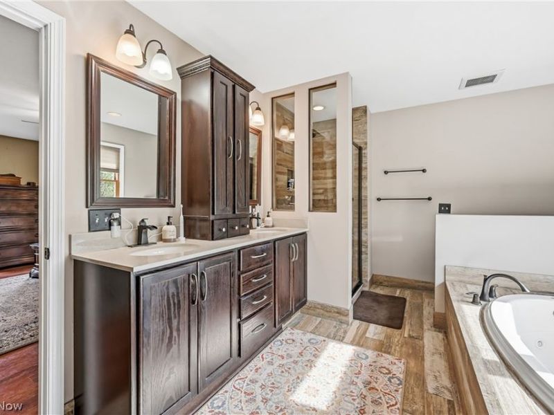 701 Ravine Drive N, Mc Donald, OH 44437 Photo 36