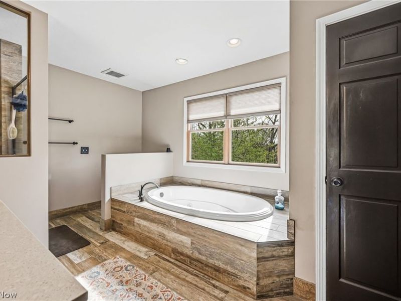 701 Ravine Drive N, Mc Donald, OH 44437 Photo 37