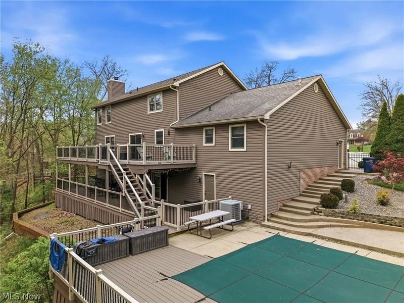 701 Ravine Drive N, Mc Donald, OH 44437 Photo 4