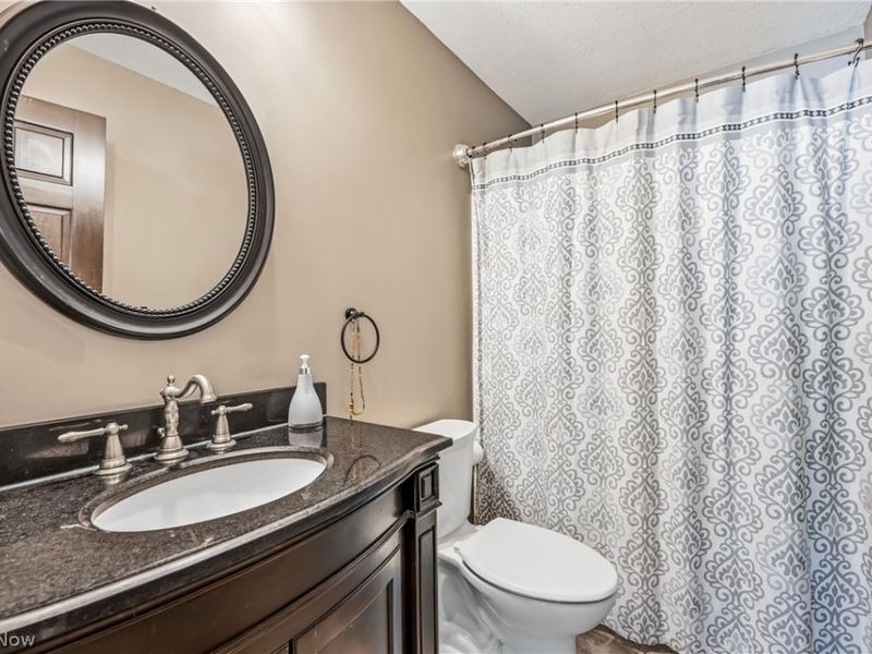 701 Ravine Drive N, Mc Donald, OH 44437 Photo 41