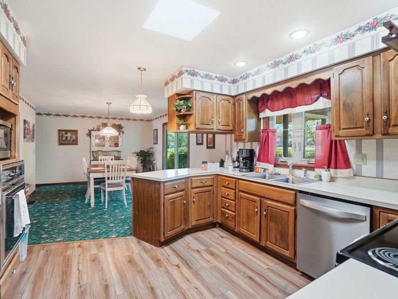 1007 Carnation Drive, Wapakoneta, OH 45895 Photo 12