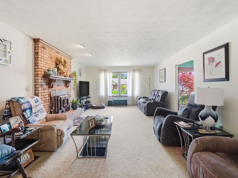 1007 Carnation Drive, Wapakoneta, OH 45895 Photo 6