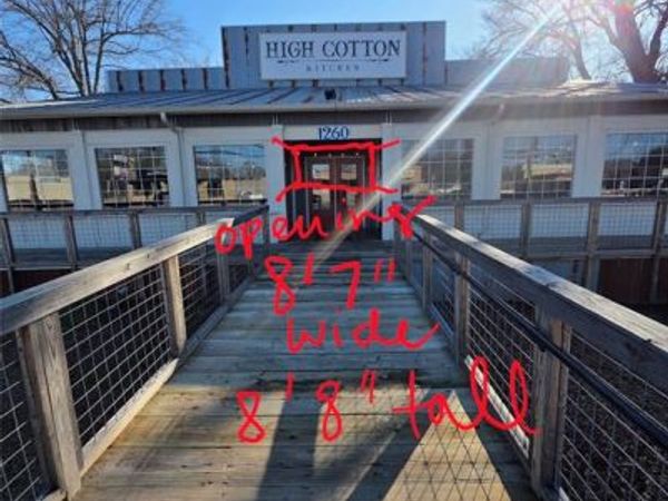 1260 Clarksville Street , Paris, TX 75460