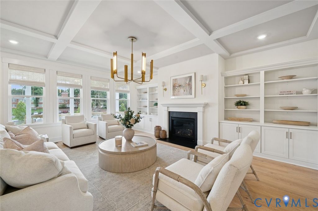 18549 Cove Creek Drive Moseley, VA 23120