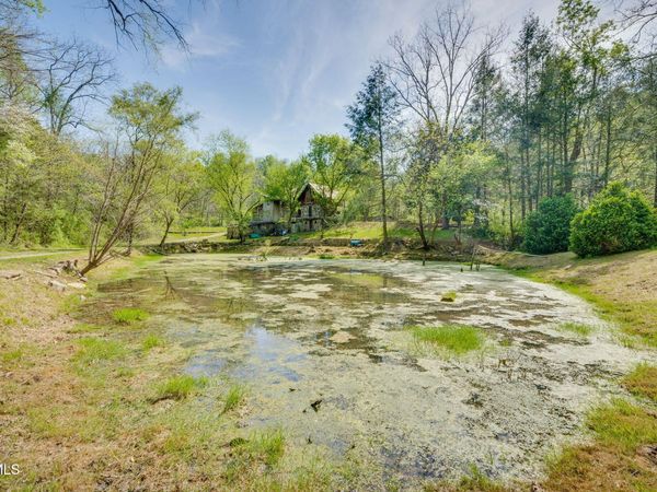 170 Davis Road, Thorn Hill, TN 37881