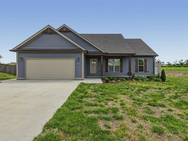 304 GreenBriar Lane , Smiths Grove, KY 42171