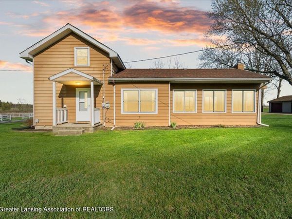 450 Noble Road, Williamston, MI 48895