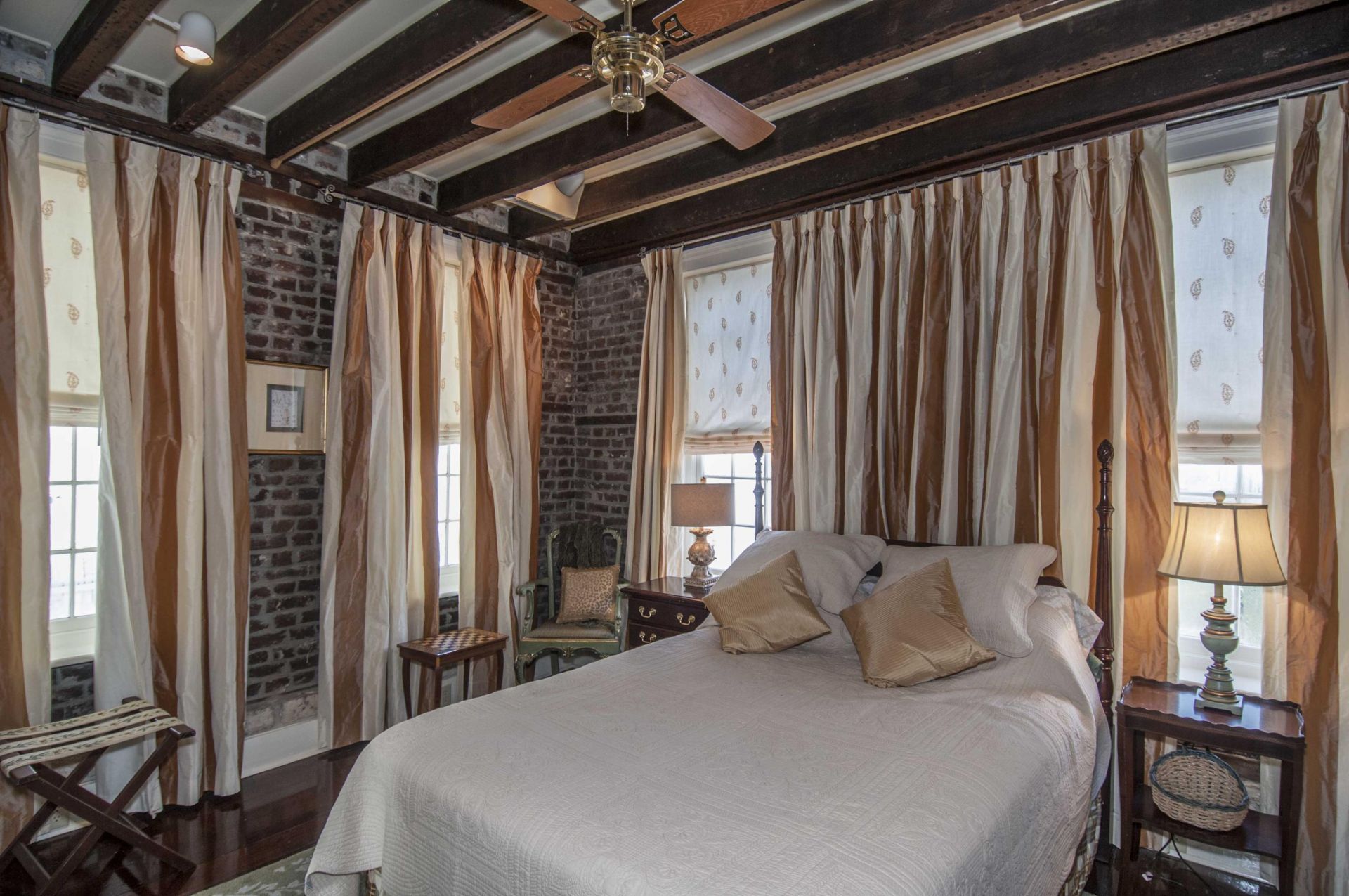 31 Wentworth Street Photo 17