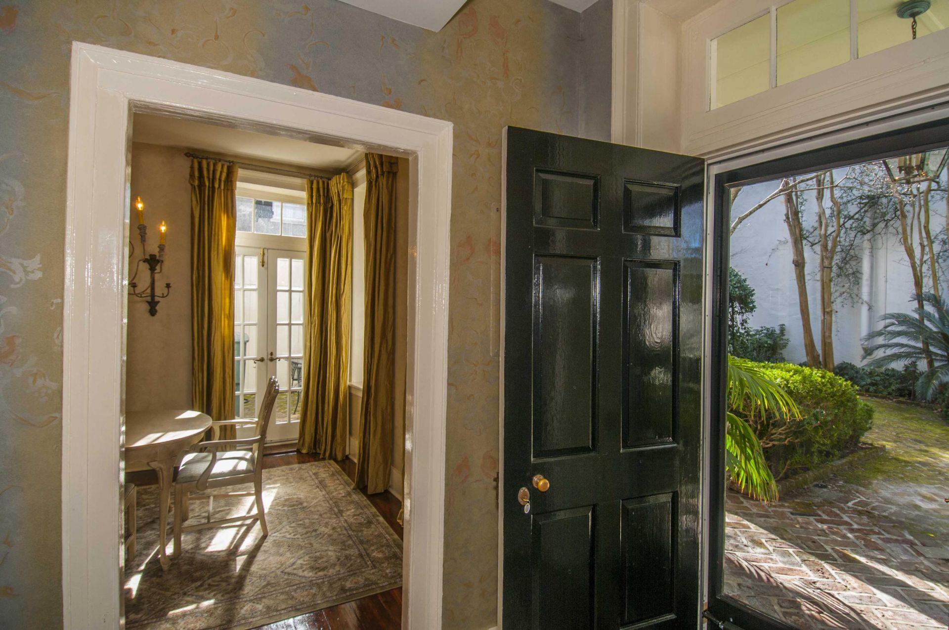 31 Wentworth Street Photo 27