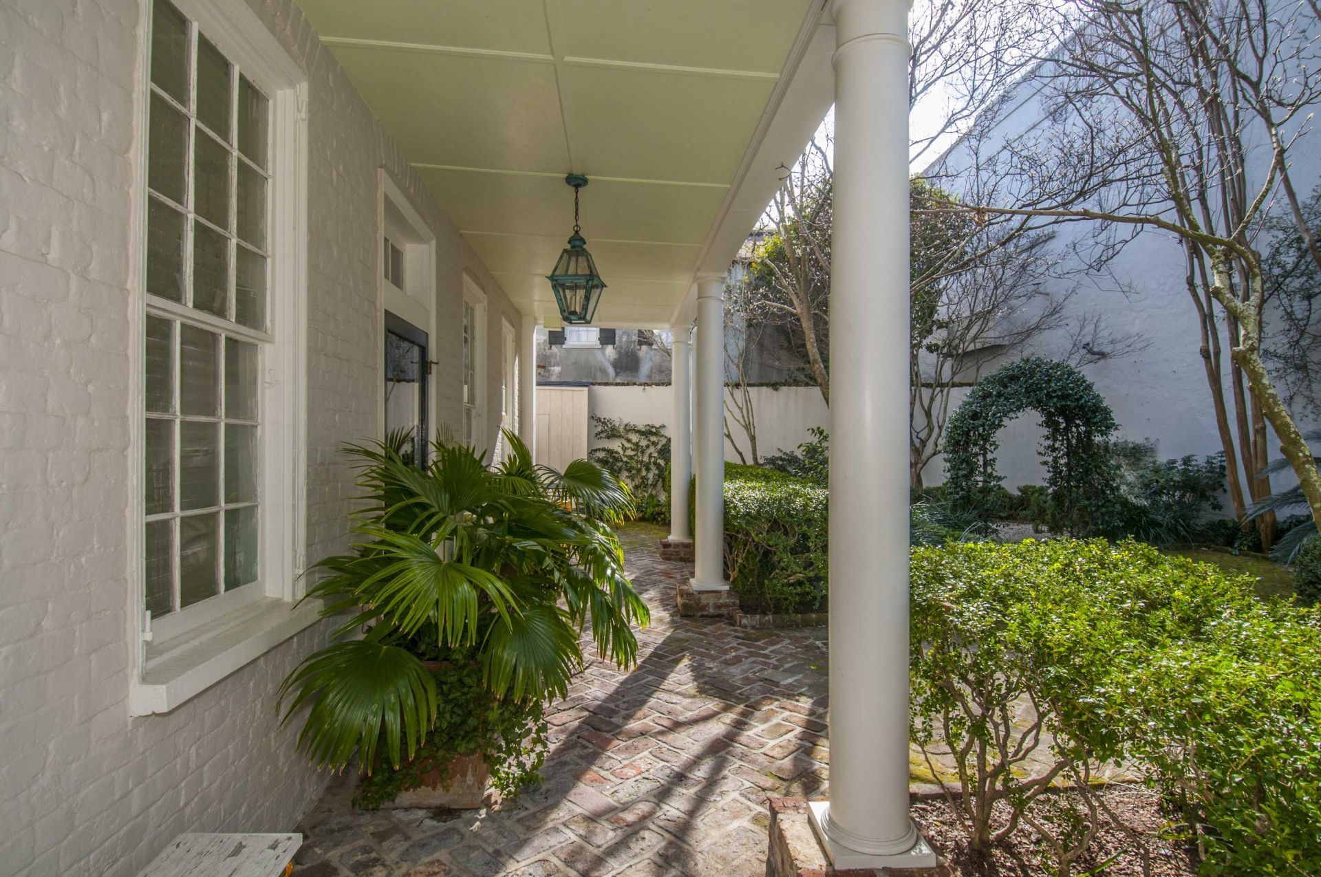 31 Wentworth Street Photo 33