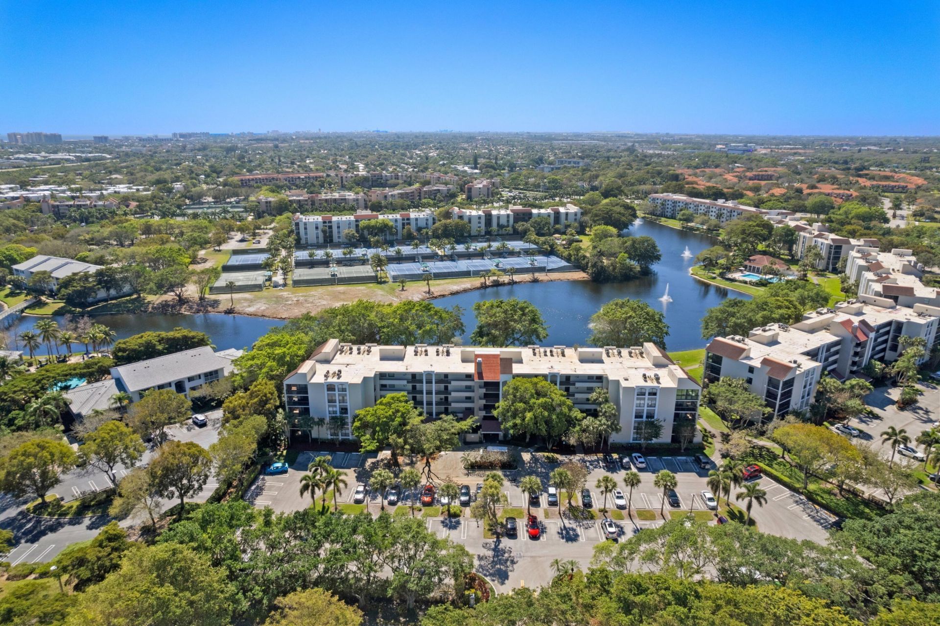 820 Lavers Circle, Unit G403, Delray Beach, FL 33444 Photo