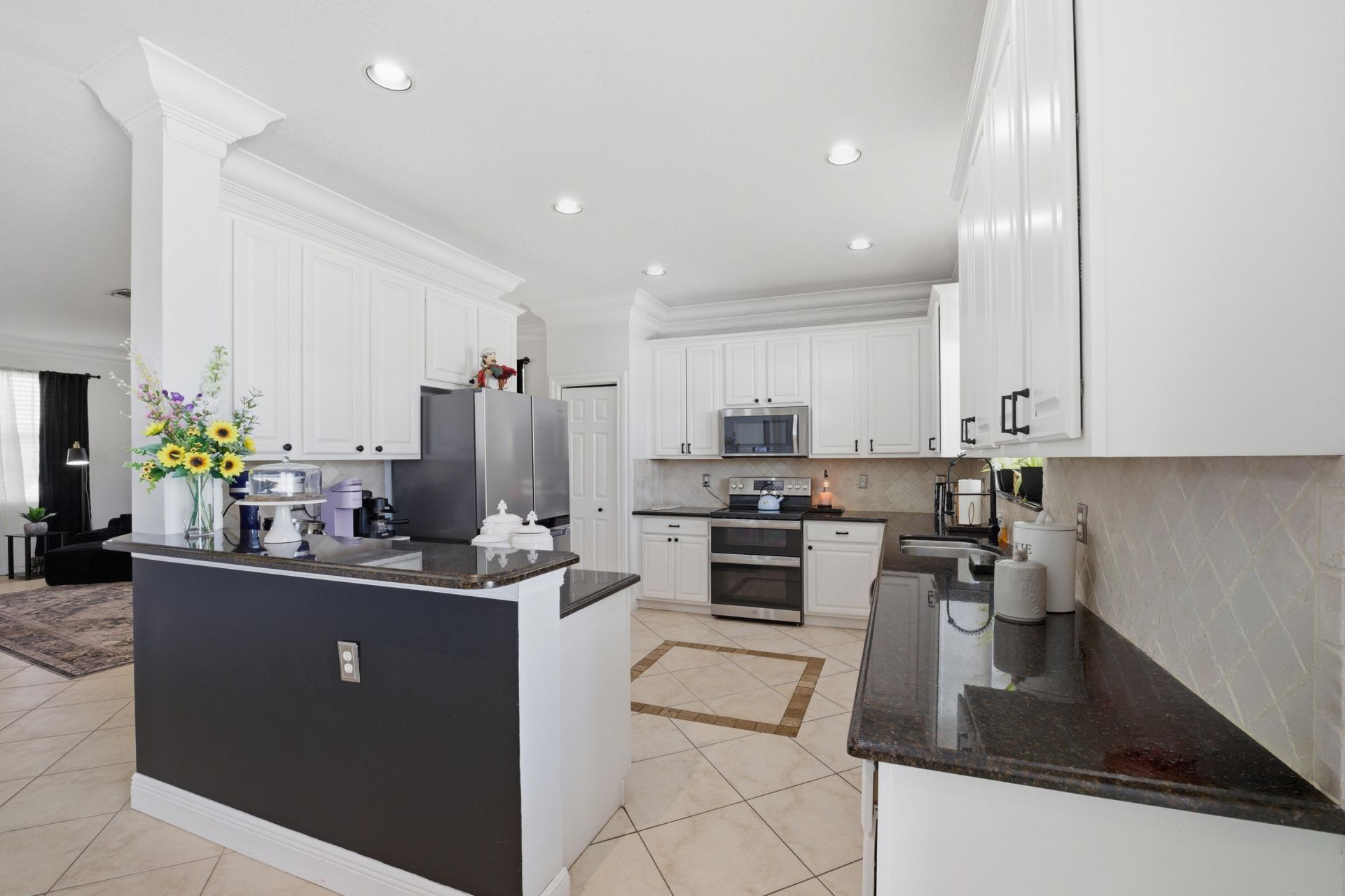 2644 San, West Palm Beach, FL 33411 Photo