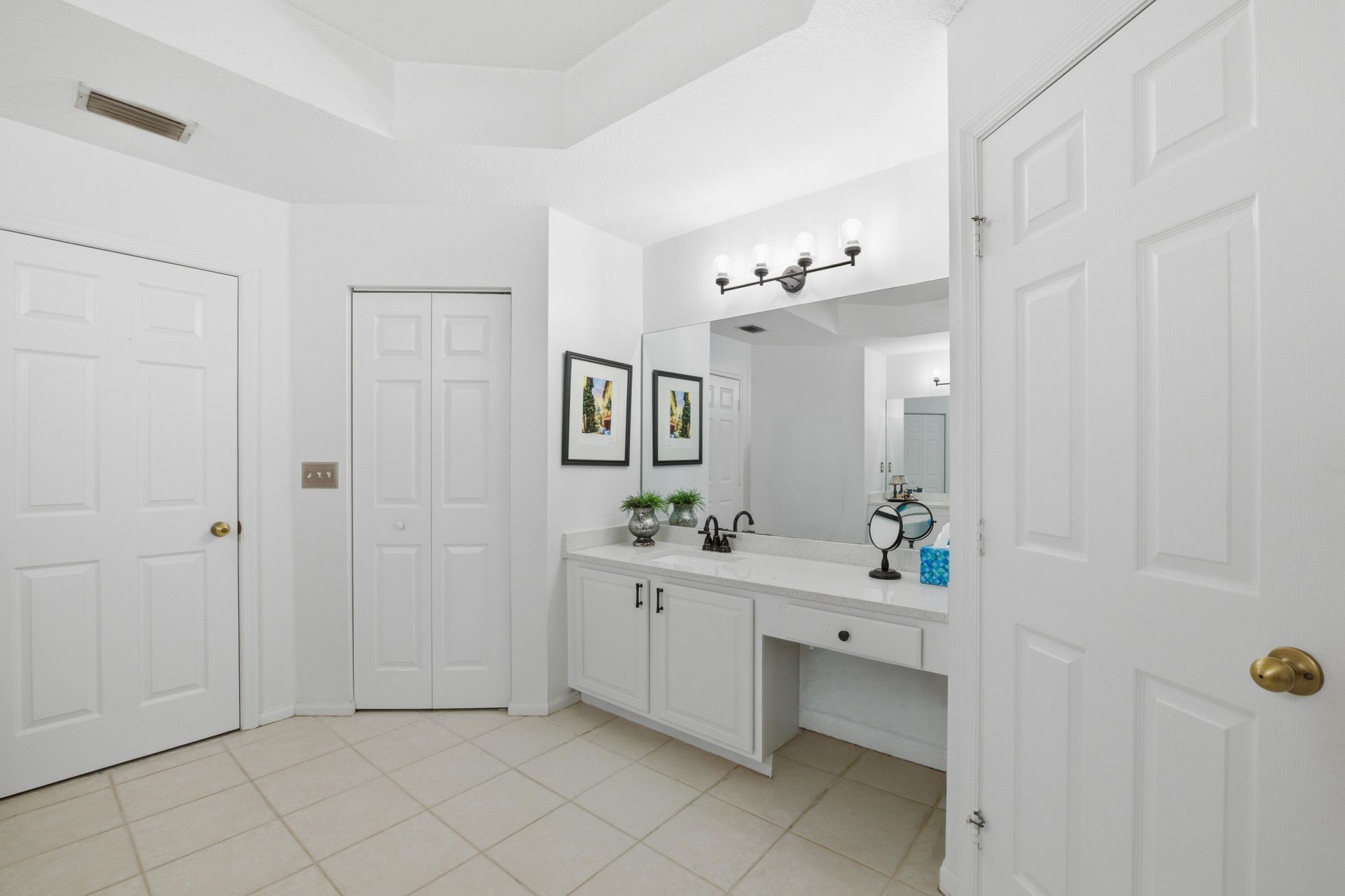 2644 San, West Palm Beach, FL 33411 Photo