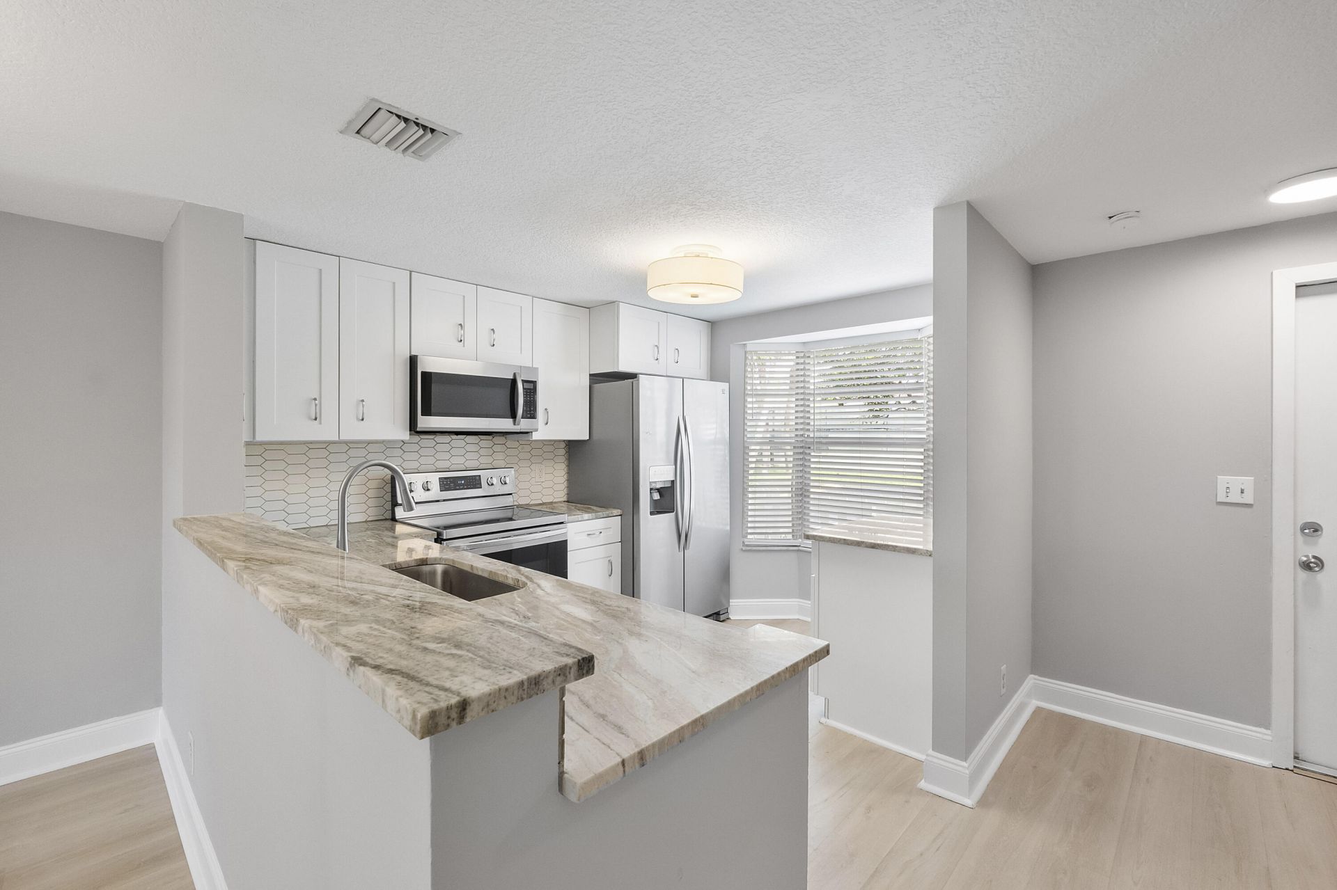 185 SW 3rd Street, Pompano Beach, FL 33060 Photo