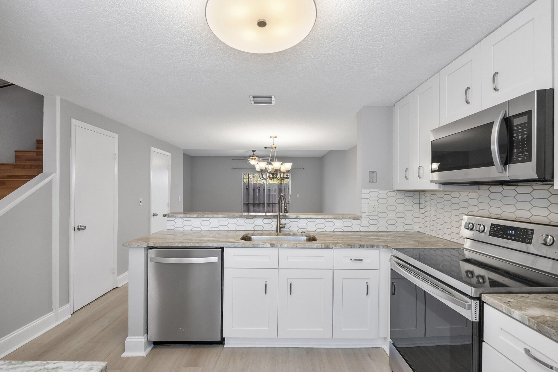 185 SW 3rd Street, Pompano Beach, FL 33060 Photo