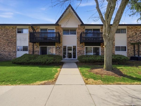 14B Kingery Quarter , Unit 108, Willowbrook, IL 60527