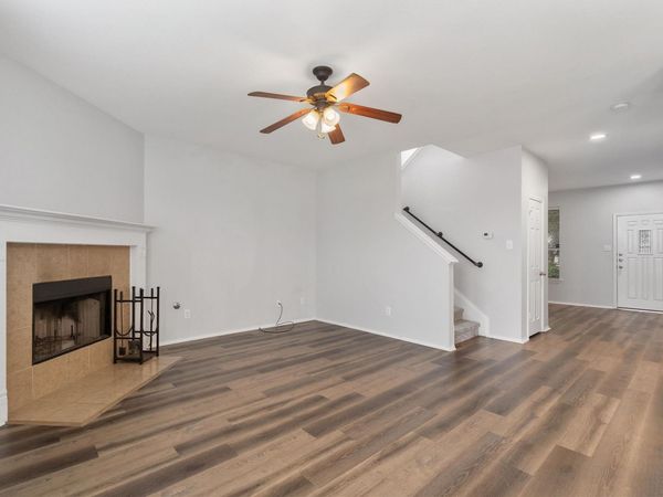 2277 Green Meadows LN, Buda, TX 78610