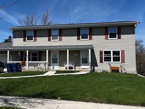 1017 Westport DRIVE, Unit 1019, Port Washington, WI 53074