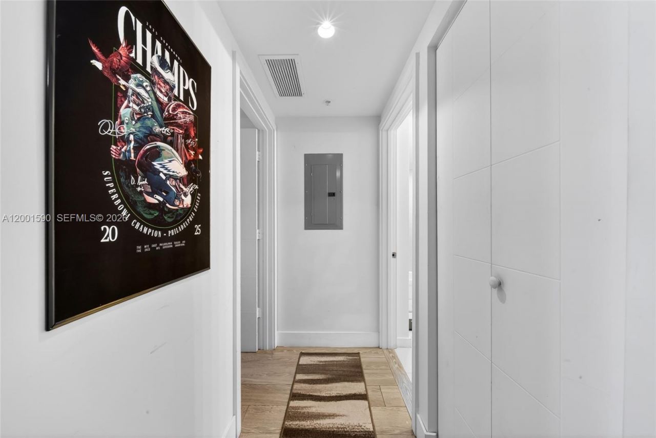 1010 SW 2nd Ave, Unit 1605, Miami, FL 33130 Photo