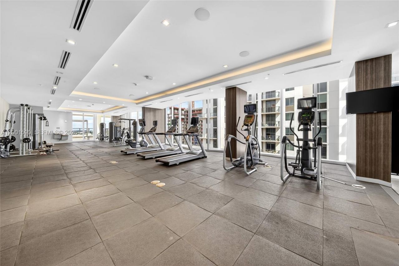 1010 SW 2nd Ave, Unit 1605, Miami, FL 33130 Photo