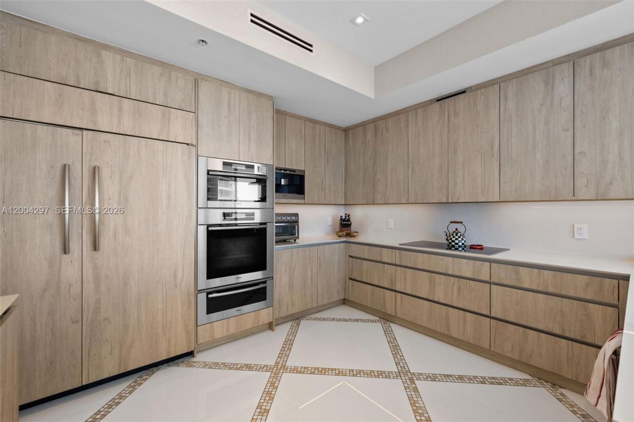 50 S Pointe Dr , Unit 1502/03, Miami Beach, FL 33139 Photo