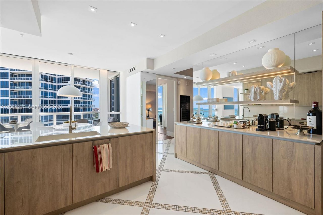 50 S Pointe Dr , Unit 1502/03, Miami Beach, FL 33139 Photo