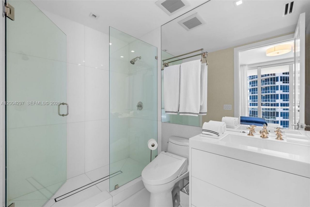 50 S Pointe Dr , Unit 1502/03, Miami Beach, FL 33139 Photo