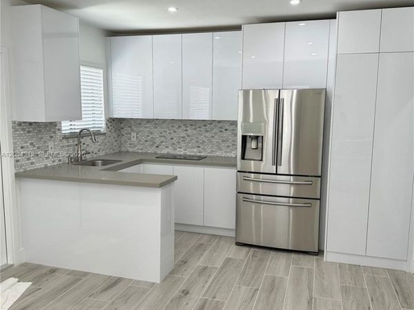 551 SW 57th Ave , Unit 1, Miami, FL 33144