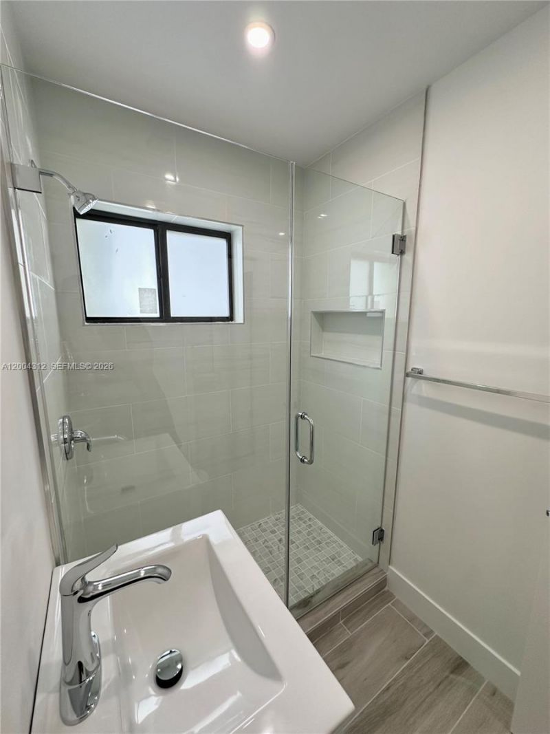 551 SW 57th Ave, Unit 1, Miami, FL 33144 Photo